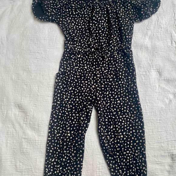 Old Navy Black & White Floral Romper Jumpsuit size 3 Toddler - Picture 1 of 7